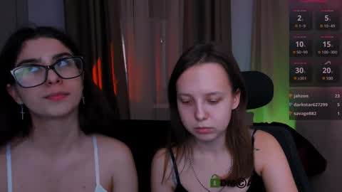 Snapshot of barbara_meow_ chatting on 01-27-25, 04:43 Barbara online show from 01-27-25, 04:43