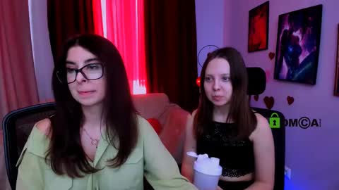 Snapshot of barbara_meow_ chatting on 02-24-25, 01:42 Barbara online show from 02-24-25, 01:42