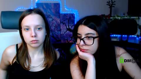 Snapshot of barbara_meow_ chatting on 02-25-25, 04:53 Barbara online show from 02-25-25, 04:53