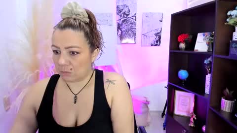 Barbara  online show from 01-22-25, 02:15