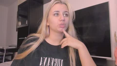 Snapshot of barbarasiren chatting on 11-01-25, 12:07 barbarasiren online show from 11-01-25, 12:07