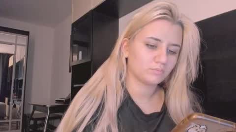 Snapshot of barbarasiren chatting on 11-04-25, 03:55 barbarasiren online show from 11-04-25, 03:55