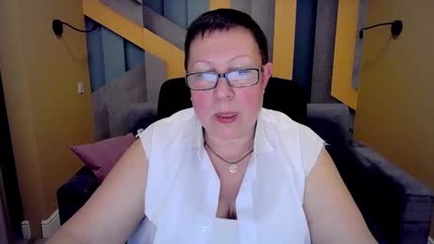 Snapshot of barbaraturners chatting on 12-04-24, 07:23 barbaraturners online show from 12-04-24, 07:23