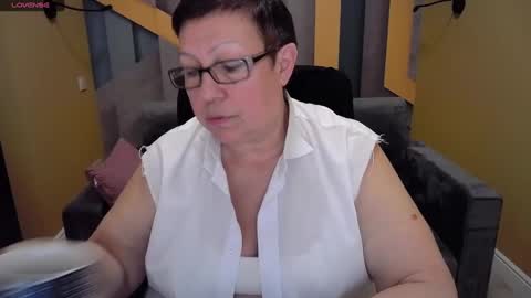 Snapshot of barbaraturners chatting on 01-14-25, 01:26 barbaraturners online show from 01-14-25, 01:26