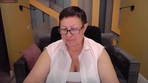 Snapshot of barbaraturners chatting on 01-20-25, 05:15 barbaraturners online show from 01-20-25, 05:15