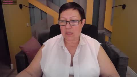 Snapshot of barbaraturners chatting on 02-06-25, 03:06 barbaraturners online show from 02-06-25, 03:06