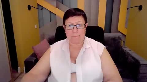 Snapshot of barbaraturners chatting on 02-10-25, 04:08 barbaraturners online show from 02-10-25, 04:08