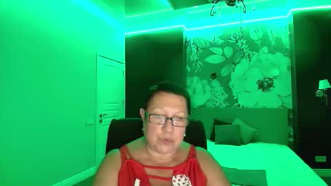 Snapshot of barbaraturners chatting on 09-26-25, 07:07 barbaraturners online show from 09-26-25, 07:07