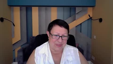 Snapshot of barbaraturners chatting on 10-20-25, 06:52 barbaraturners online show from 10-20-25, 06:52