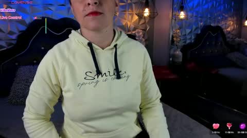 Snapshot of barbaratyleer chatting on 09-18-25, 01:24 BARBARA online show from 09-18-25, 01:24