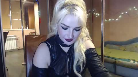 Victoria online show from 05-14-26, 03:19
