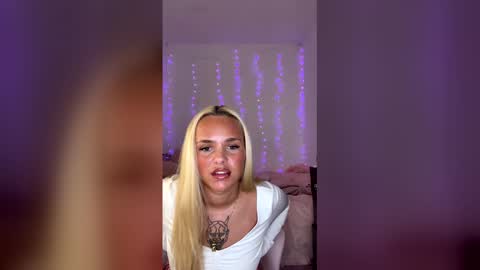 barbie218 online show from 04-15-26, 11:39