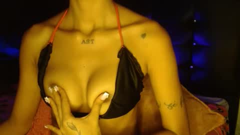 barbie_222 online show from 10-09-25, 12:41