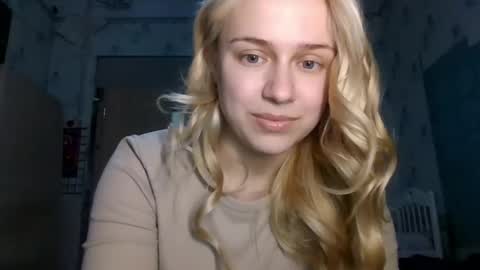 barbie___girl online show from 04-13-26, 04:01