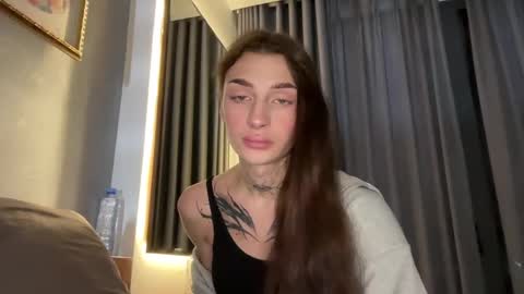 My name is Molly. Please say hello I like talking to you. If you have any wishes or obscene desires please use the tip menu online show from 12-13-24, 11:02