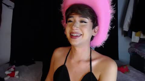          I work from home this is my room 3 online show from 12-06-24, 11:11