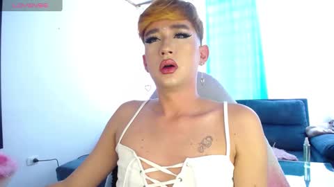          I work from home this is my room 3 online show from 01-09-25, 04:17