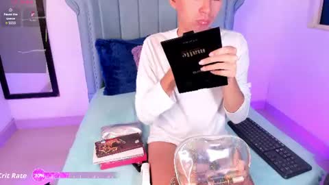 Snapshot of barbie_boy_ chatting on 06-10-26, 07:18 I work from home this is my room 3 online show from 06-10-26, 07:18