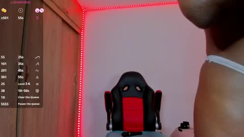 Nicolle  online show from 05-28-26, 12:35