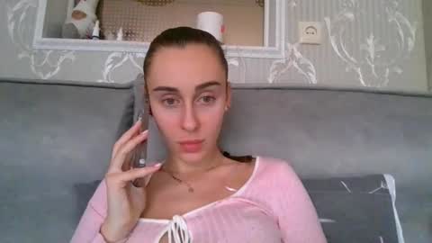 Kate online show from 03-08-25, 10:22