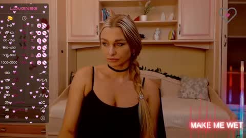 Snapshot of barbie_kiss1 chatting on 12-02-24, 01:03 barbie online show from 12-02-24, 01:03