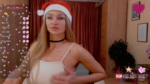 Snapshot of barbie_kiss1 chatting on 12-26-24, 01:18 barbie online show from 12-26-24, 01:18