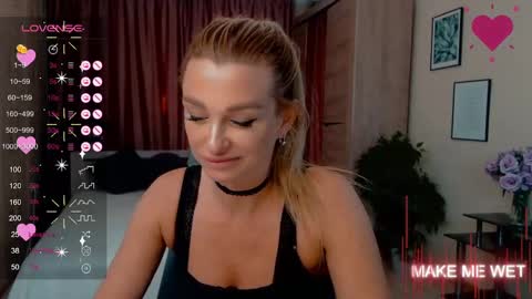 Snapshot of barbie_kiss1 chatting on 02-19-25, 04:12 barbie online show from 02-19-25, 04:12
