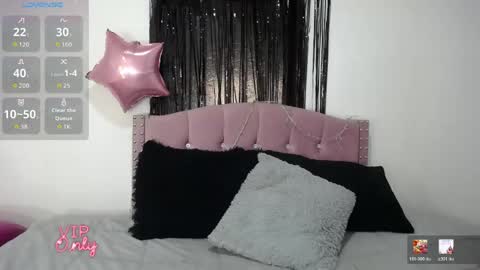 Snapshot of barbie_pym chatting on 04-25-26, 12:08 Sofia P online show from 04-25-26, 12:08