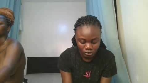 Snapshot of barbie_queen2 chatting on 01-06-26, 08:34 queen online show from 01-06-26, 08:34