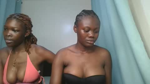 Snapshot of barbie_queen2 chatting on 02-17-26, 08:22 queen online show from 02-17-26, 08:22