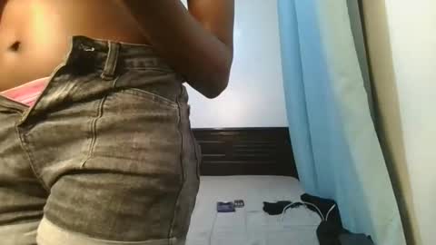 Snapshot of barbie_queen2 chatting on 02-23-26, 09:56 queen online show from 02-23-26, 09:56