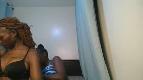 Snapshot of barbie_queen2 chatting on 02-24-26, 04:49 queen online show from 02-24-26, 04:49