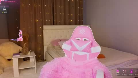 Stacy online show from 02-04-25, 02:49