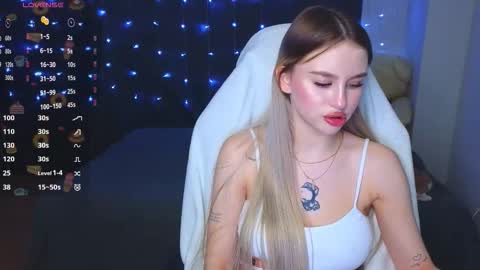 Snapshot of barbieee_doll chatting on 02-17-26, 11:40 Eva online show from 02-17-26, 11:40