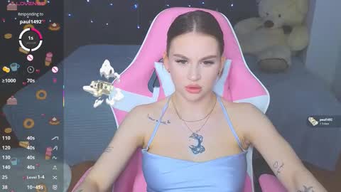 Snapshot of barbieee_doll chatting on 03-17-26, 08:23 Eva online show from 03-17-26, 08:23