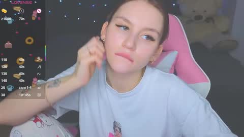 Snapshot of barbieee_doll chatting on 03-19-26, 10:47 Eva online show from 03-19-26, 10:47