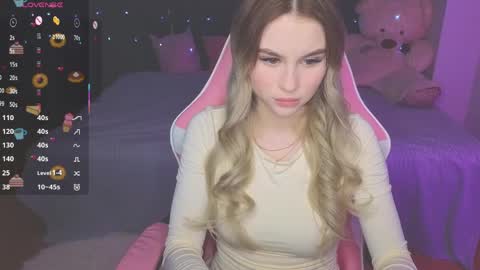 Snapshot of barbieee_doll chatting on 03-26-26, 10:32 Eva online show from 03-26-26, 10:32