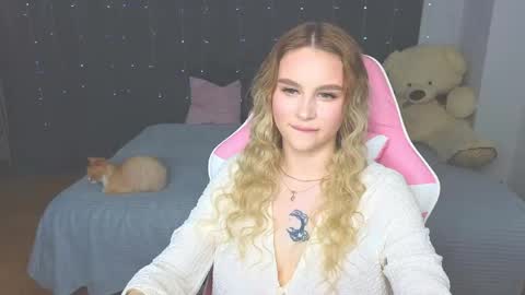 Eva online show from 05-11-26, 03:51