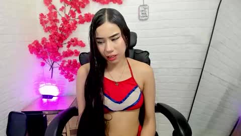 Snapshot of barbiegirl___ chatting on 09-15-25, 05:07 barbiegirl___ online show from 09-15-25, 05:07
