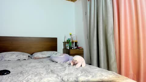 Snapshot of barbielatinass chatting on 03-10-25, 04:28 Sarashy online show from 03-10-25, 04:28