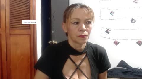 Snapshot of barbiemature chatting on 02-21-26, 11:00 barbiemature online show from 02-21-26, 11:00