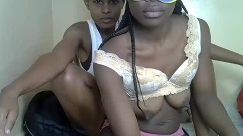 barbies_girles online show from 10-30-25, 07:54