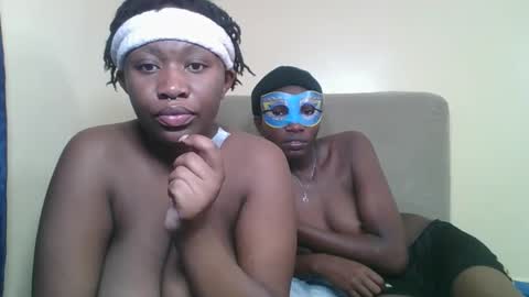 Snapshot of barbies_girles chatting on 02-22-26, 12:23 barbies_girles online show from 02-22-26, 12:23