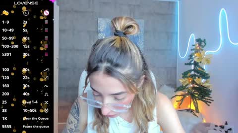 Snapshot of barbiie_scoth chatting on 12-29-24, 08:37 Barbie Scot online show from 12-29-24, 08:37