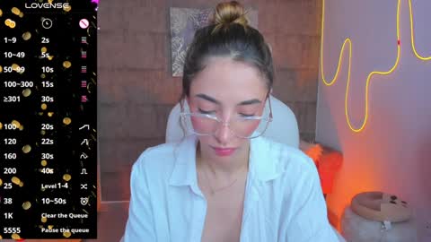 Snapshot of barbiie_scoth chatting on 01-19-25, 07:26 Barbie Scot online show from 01-19-25, 07:26