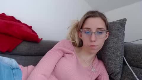 Lena online show from 05-08-26, 04:01