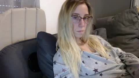 Lena online show from 05-19-26, 05:30