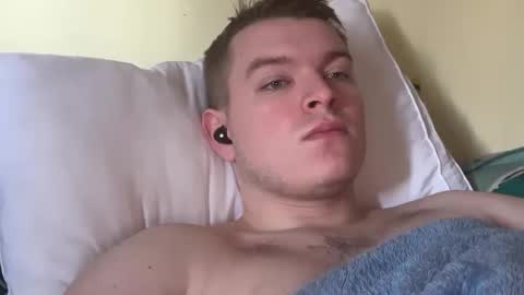 19Collegedude online show from 03-08-25, 05:54