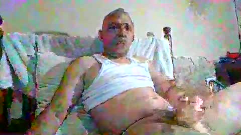 barranquillero76 online show from 12-22-25, 06:21