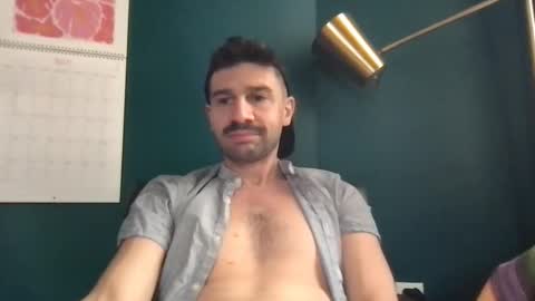 Snapshot of barritlam chatting on 05-21-26, 02:02 BarritLam online show from 05-21-26, 02:02